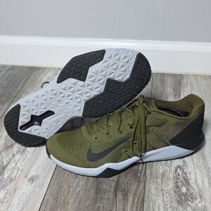Nike | Retaliation TR 2 Training Shoes Size 13
